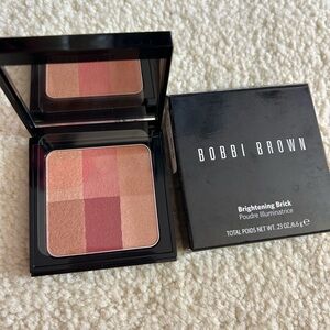 Bobbi Brown Brightening Brick